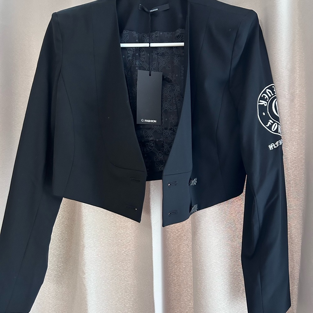 Black Cropped Jacket “G-Fashion”